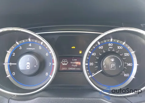 2011 Hyundai Sonata Limited z USA, uszkodzony, nr VIN 5NPEC4AC2BH235616